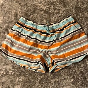 North face shorts. Size XL.